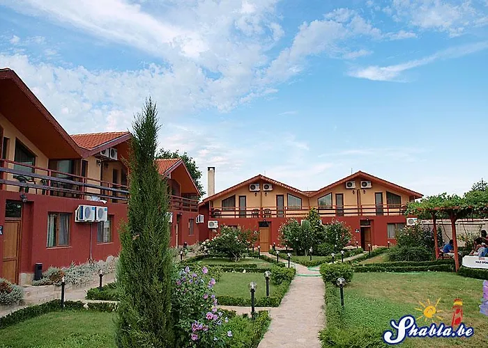 Guest Wild Duck Pensiune *